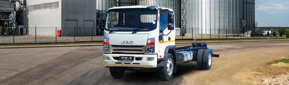 JAC N140 9-Tonne MT