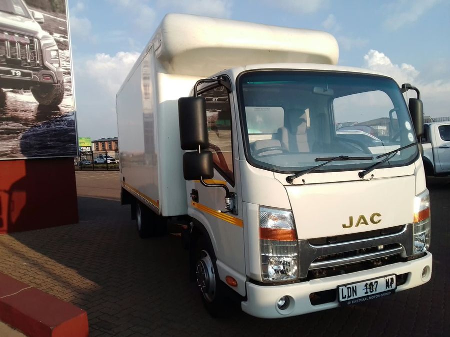2024 JAC N56 2.8TD F/C C/C